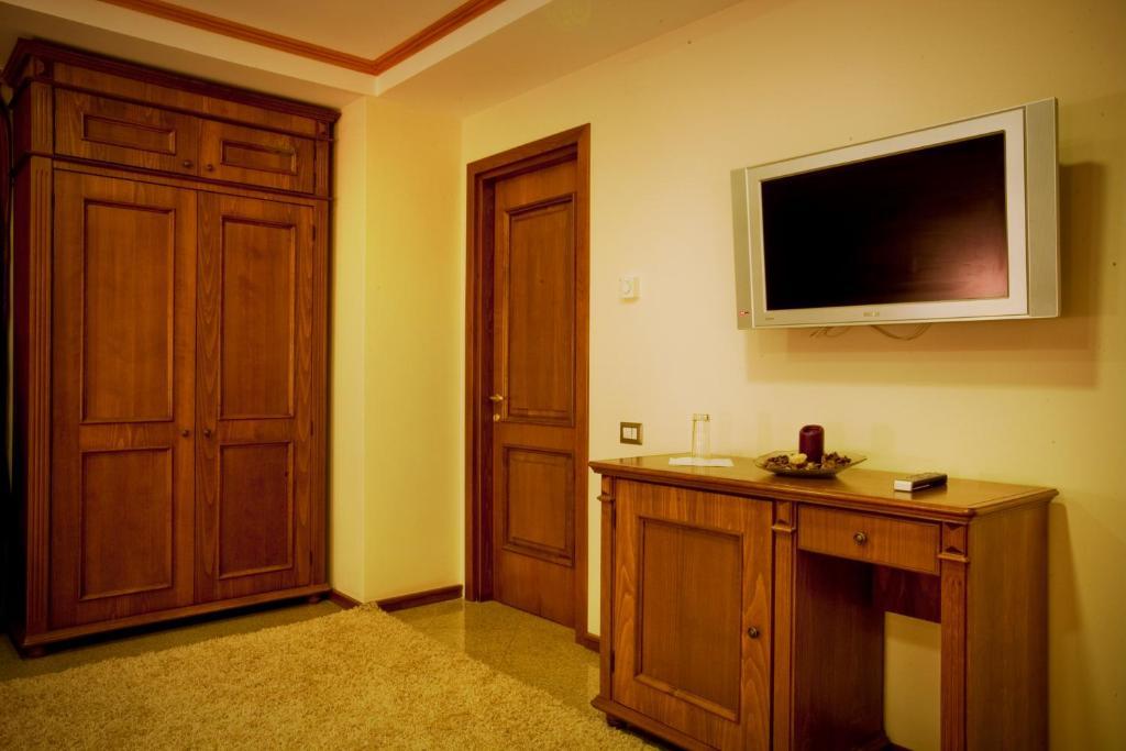 Dbh Bucharest Hotell Rum bild