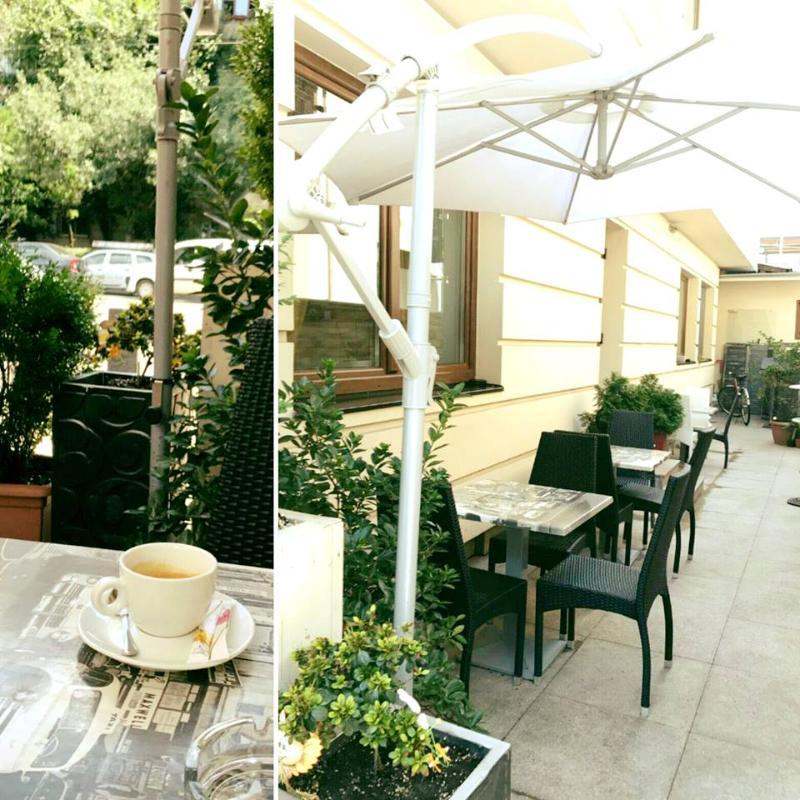 Dbh Bucharest Hotell Exteriör bild