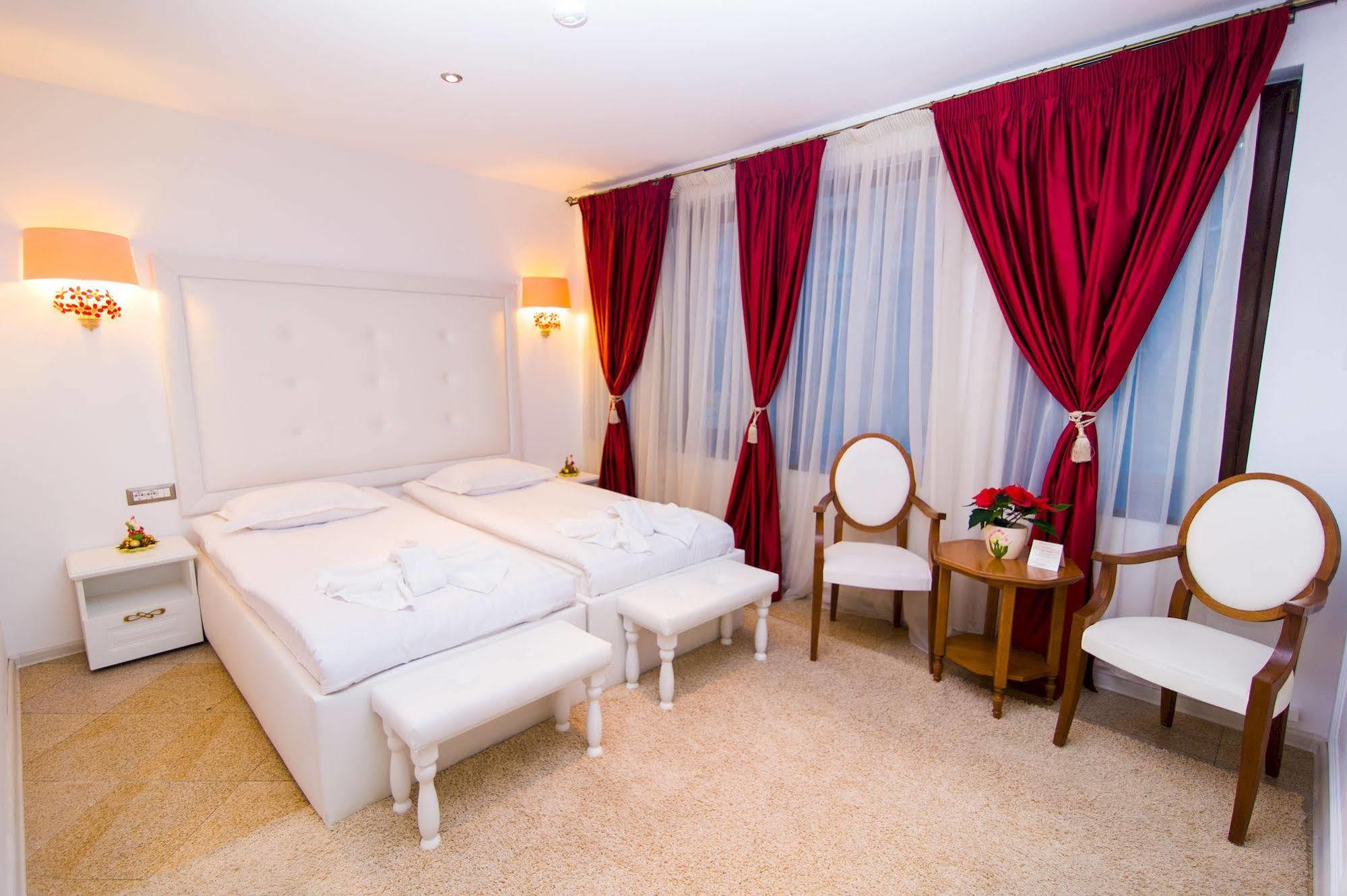 Dbh Bucharest Hotell Exteriör bild